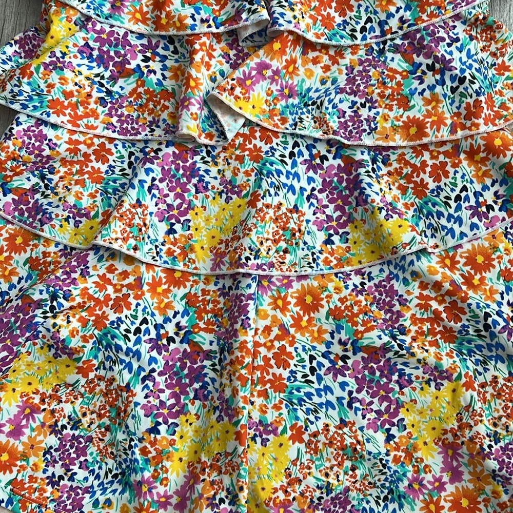 Fit 4 U “ Hips” Swimsuit Floral Print Ruffle Tiered Swim Romper Women’s‎ Size 8